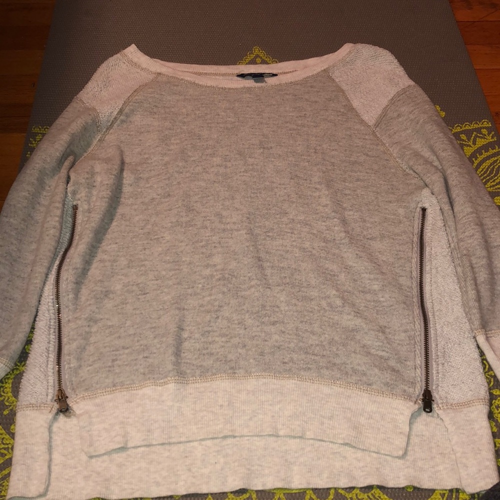 American Eagle Sweatshirt